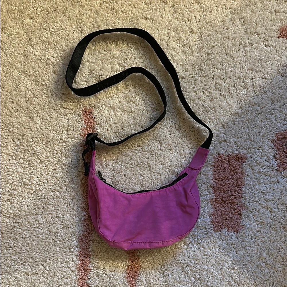 BAGGU Mini Nylon Crescent Bag
